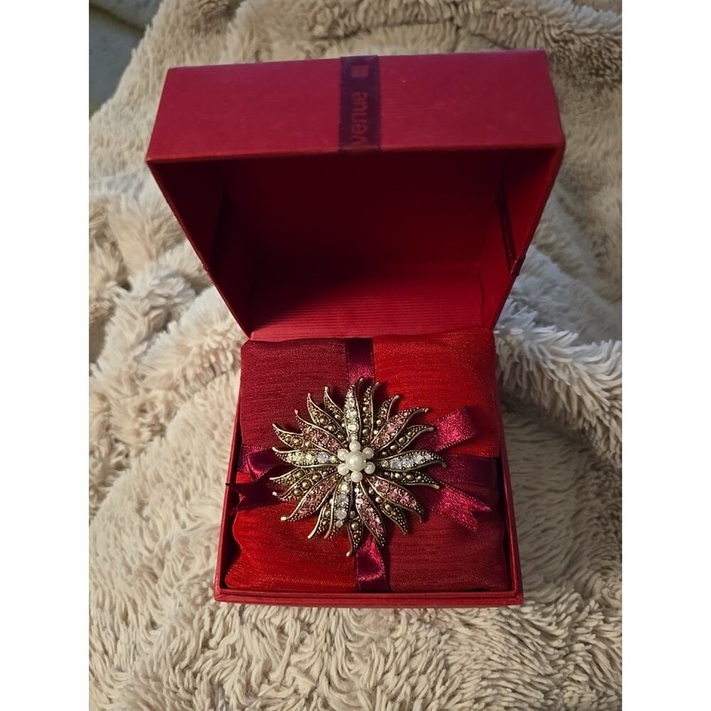 Stunning Gold-Tone Floral Star Burst Brooch Pink Faux Pearl Rhinestones